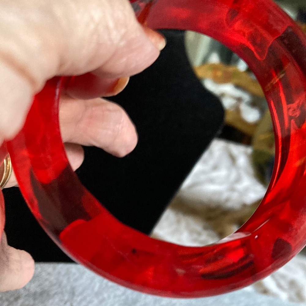 Red Acrylic Decorative Bangle